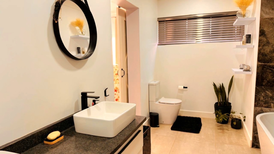 3 Bedroom Property for Sale in Somerton Estate Free State